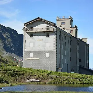 Hospice Du Petit Saint Bernard Hotel Séez