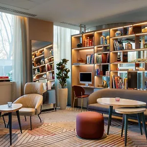 Ac Porte Maillot By Marriott Paris